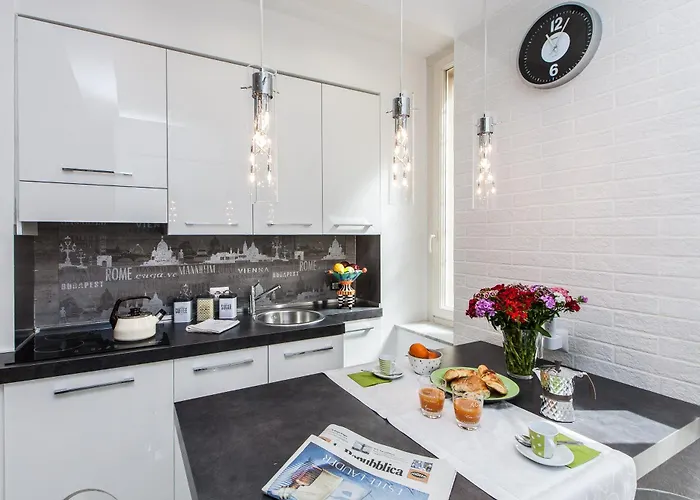 Apartamento Attrezzato Ed Elegante Al Colosseo *